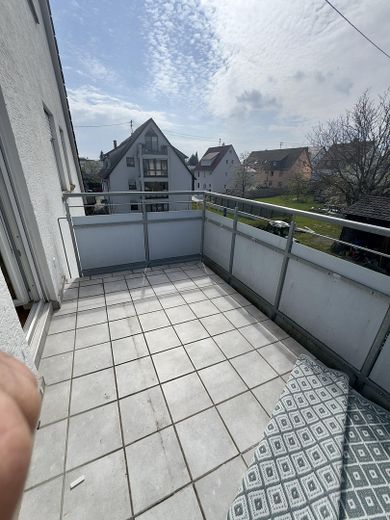 Helle 4-Zimmer-Wohnung mit Balkon & Garage in Korb – ideal für Paare – Foto 7