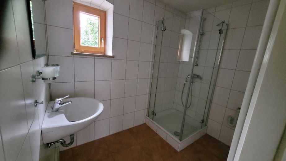Landhaus, vielseitig nutzbar, 380 qm Wohn- und Nutzfläche,  für große Familien oder Gruppen – Bad OG1
