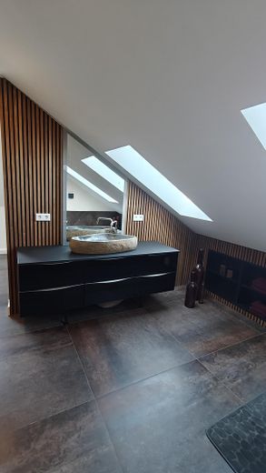 Luxuriöser Bungalow direkt an der Landesgrenze zu Schwanewede – Bad DG