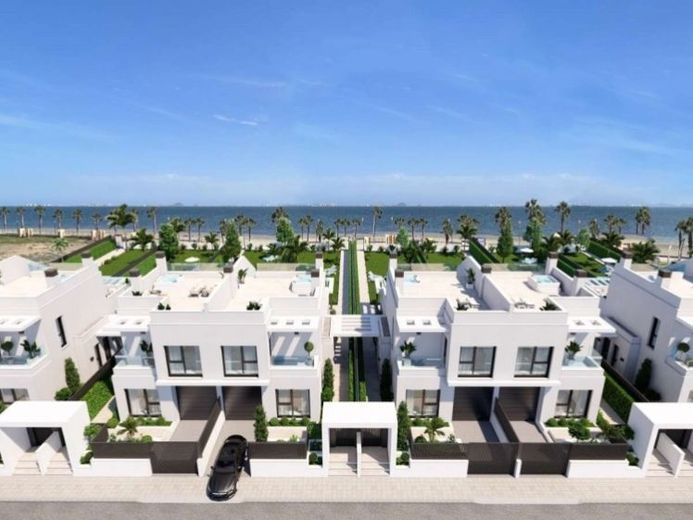 Villa in erster Meereslinie – Foto 1