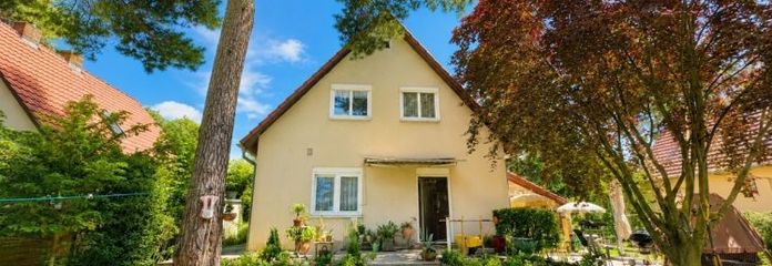Kleinmachnow: Einfamilienhaus renovierungsbedürftig zu verkaufen