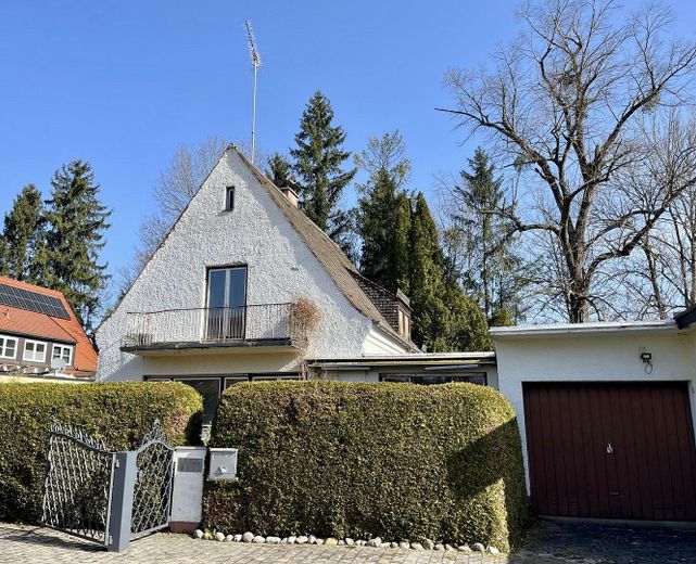 Splendido terreno di rara bellezza nella posizione migliore di Stockdorf – Blick von der Straße