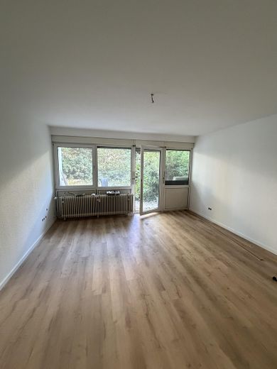 Wunderschöne, kernsanierte 1-Zimmer-Wohnung mit Terrasse und Blick ins Grüne – Foto 2