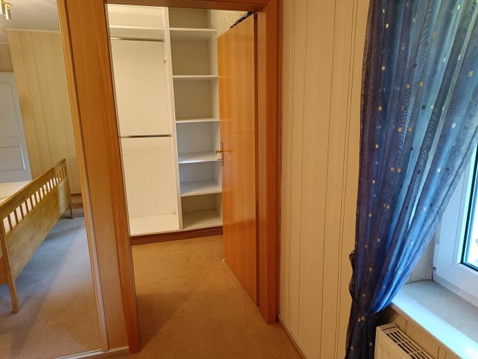 Traumhaus mit Sauna & großzügigem Gartengrundstück in Aurich-Wiesens – Provisionsfrei – Begehb. Kleiderschrank Schlafz