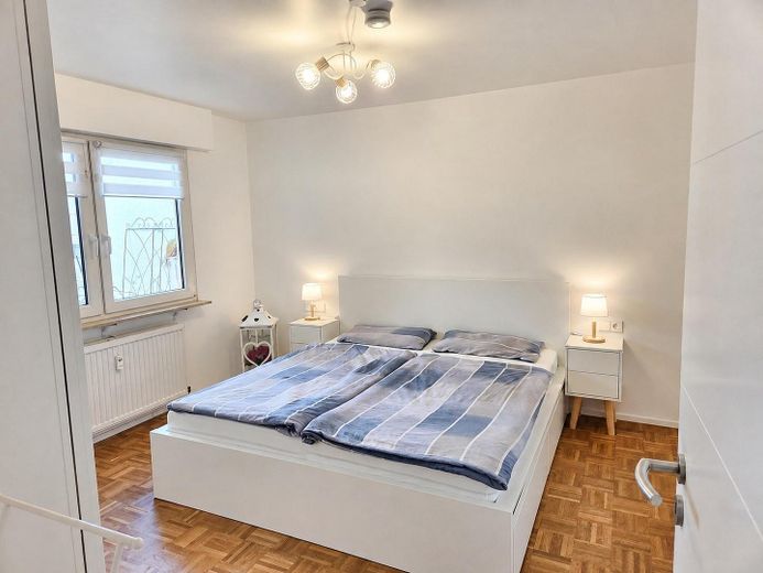 Hausgefühl: Eigener Hauseingang & 31 m² Panorama-Terrasse – Schlafzimmer