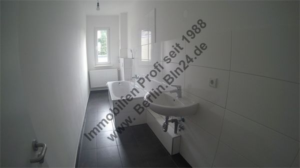 Dachgeschoß+ 3er WG tauglich+ saniert - Mietwohnung – GP --- 30.11.2016 037