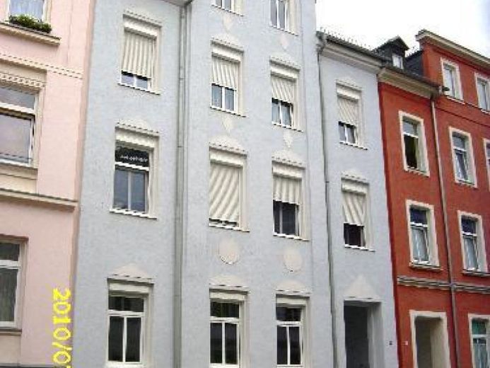 *BIRI* - piccolo appartamento di 4 locali con cucina componibile in posizione vicina al centro – Foto 1