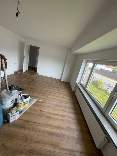 4-комнатная квартира на первом этаже с садом – Wohnzimmer 1 / großes Zimmer