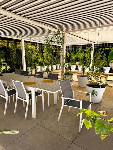 Эксклюзивно #без комиссии# Новостройка KfW55, квартира 215 м² с мебелью, 2 бассейна, спортзал, сауна, пруд с кои – Фото 28