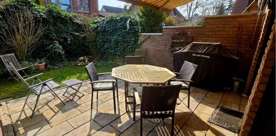 Top EFH mit Einliegerwohnung / Büro in bester Lage von Dortmund Kirchhörde Lücklemberg RMH / DHH – Terasse mit Garten