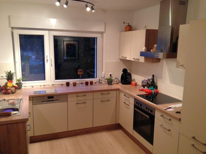 5,5% Mietrendite in Lünen - 3,5-Zimmer Wohnung mit Balkon & Garage - ohne Makler – Wohnküche