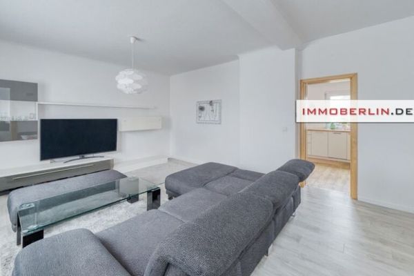 IMMOBERLIN.DE - Desirable location! Perfectly renovated house and/or building plot