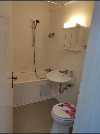 Investment property in Neuburg – approx. 4.53% gross rental yield – commission-free from private owner – Bad