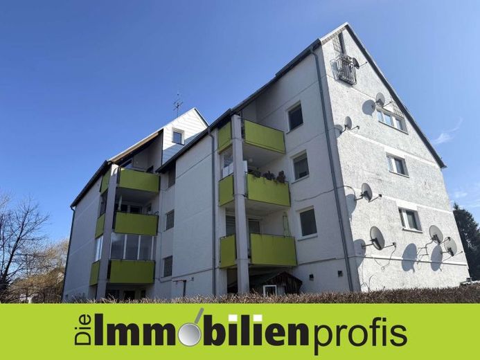 Schwarzenbach/S.: TOP-Mehrfamilienhaus mit 5 Garagen – Foto 1