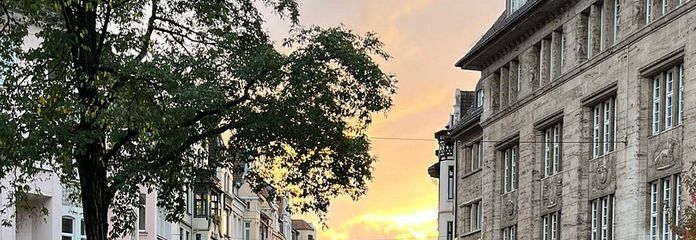 Helle 2,5-Zimmer-Wohnung mit Balkon&Terrasse in Hannover-List, Zentrale Lage nahe Lister Platz