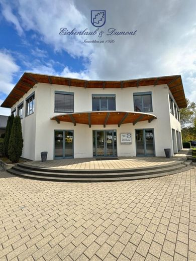 Bürogebäude