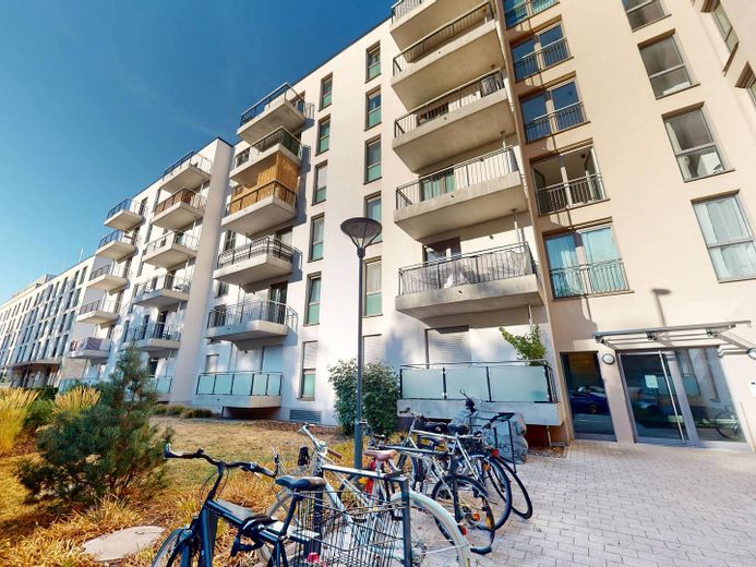 URBAN BASE: Vollmöbliertes 1-Zimmer-Apartment mit EBK, BALKON, ALL-IN-MIETE, UVM. im Wiesbadener Stadtzentrum – Außenansicht I