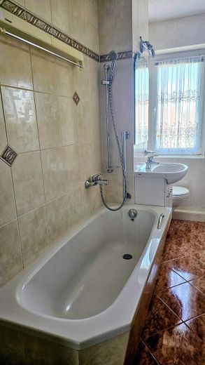 Wohnung zum Kauf - von privat – Bad 