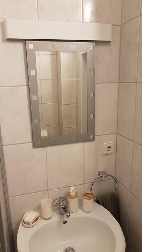 Zentrales, helles, ruhiges Altstadt-Studio (voll möbliert+Netflix)  Rosenau/Plärrer ♥ 1 min z. Ubahn – Foto 8