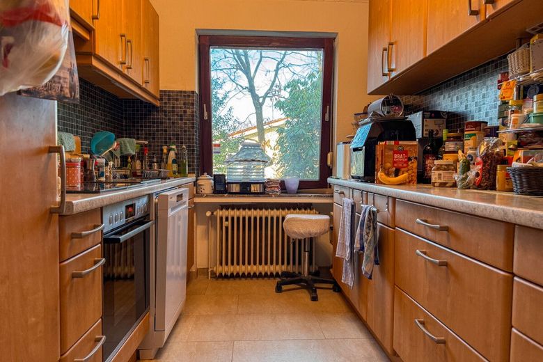 Wohnen auf einer Ebene - Bungalow mit 3 Zimmern, Carport sowie Garage und großen Garten in Garlstedt – Küche