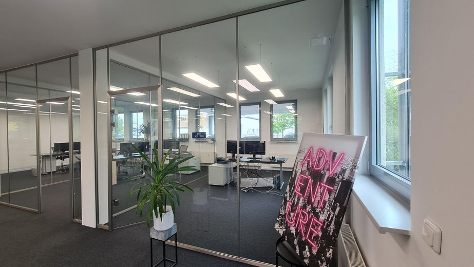 Mainz-Mombach: Privatbüro ab 700 € oder Arbeitsplatz ab 200 € – All-in, Meetingraum inklusive – Büro 4