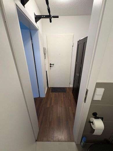 Bilocale con balcone, cucina componibile e posto auto in autorimessa a Passau – Foto 6