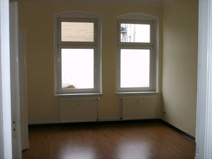 Ruhige 2-Raumwohnung in Fürstenwalde im Altbau mit Gartennutzung – Wohnraum