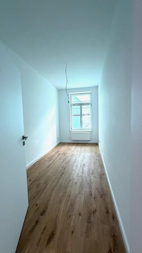 Erstbezug nach Kernsanierung - Perfekt für 2er WG oder Paare – Schlafzimmer 1