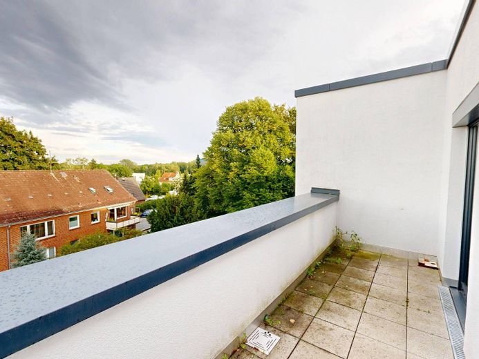 RÊVE DE NEUF : Appartement exclusif de 3 pièces avec cuisine équipée et grande terrasse sur le toit à Langenhorn – Ansicht III: Dachterrasse