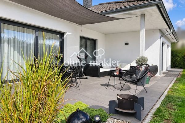 Winkelbungalow mit Sonnenterrasse und großzügigem Wohnambiente