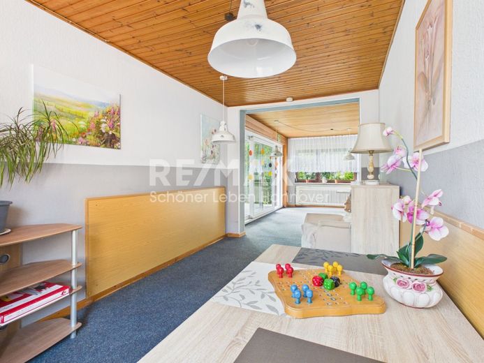 Viel Platz und zahlreiche Möglichkeiten - ehemaliges Altenpflegeheim mit großem Potenzial – Zimmer EG