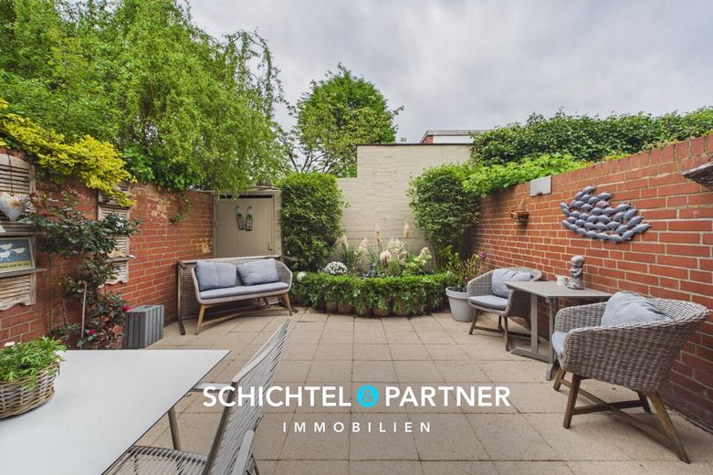 Oberneuland | Stilvolle Maisonette-Wohnung mit Schwimmbad und Sauna – S&amp;P | Terrasse