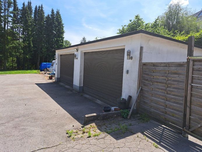 Doppelgarage