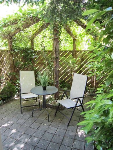 Appartamento con terrazza arredato in un complesso residenziale tranquillo – Terrasse
