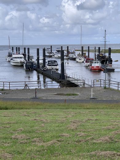 solides Einfamilienhaus an der Elbe – Foto 22