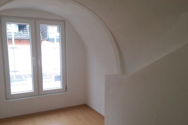 Provisionsfrei _ 2 - Zi - Maisonette-Wohnung im Herzen von Offenbach