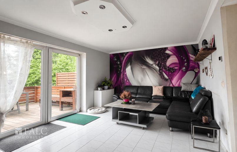 ***Reihenendhaus mit viel Platz und großem Garten in ruhiger Wohnlage*** – Wohnzimmer