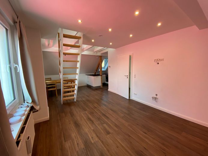 Braunschweig merkezinde şık maisonette daire – Wohnzimmer