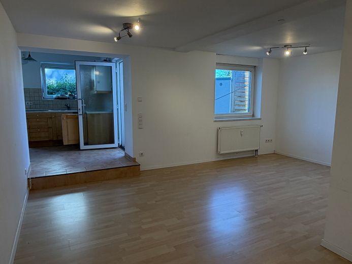 Großzügige 1-Zimmer-Wohnung mit separater Küche und Gartenmitbenutzung – Foto 8