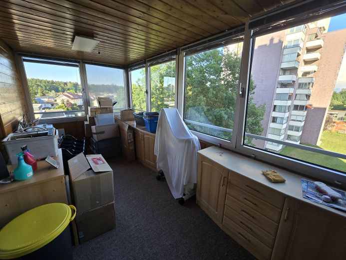 Wangen'de kış bahçeli geniş 108 m² daire – Balkon/Wintergarten