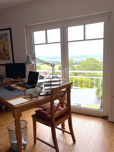 Panoramablick inklusive - Ihr neues Zuhause mit Weitblick – Arbeitszimmer