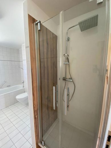Schönes Haus in Miesbach – 1. OG, Dusche