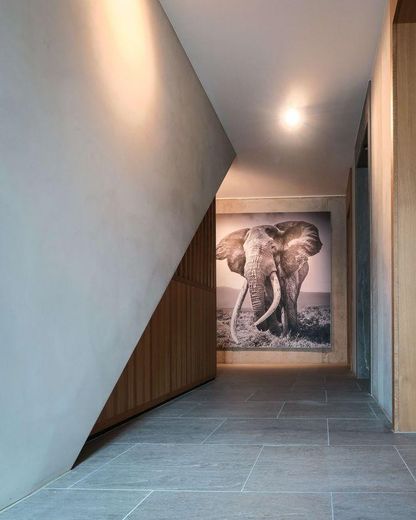 2-Zimmer-WHG komplett ausgestattet, 2-room APP comfortably furnished, Munich Westpark, Metro U6 – Elephant Craig im TRH
