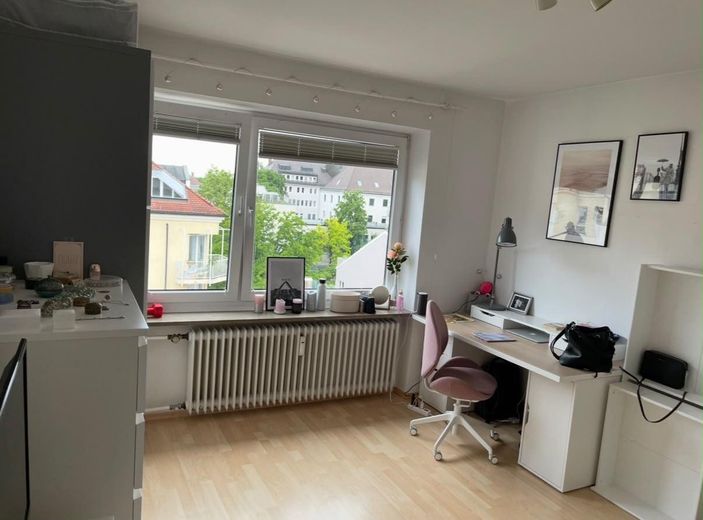 Perfekte 2-er WG-Wohnung in Neuhausen, mit Balkon, nähe Stiglmairplatz! – Foto 6