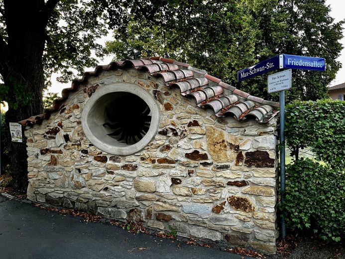 Einfriedung Mauer außen