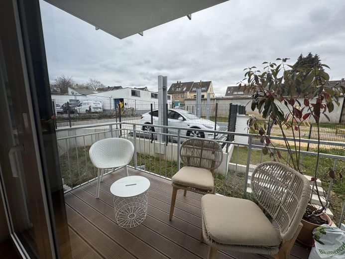 High-quality, stylish 4-room new-build maisonette apartment – Balkon EG