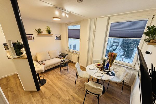 Fully furnished 2-room apartment in a central location