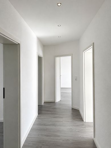 Bel appartement de 3 pièces avec balcon à Hagen – libre à partir du 01.09. – Flur