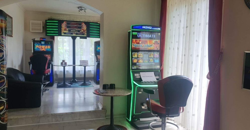 Residential and commercial building (inn-cafe-bar) with expansion possibilities (PRICE VHB) – Photo 14