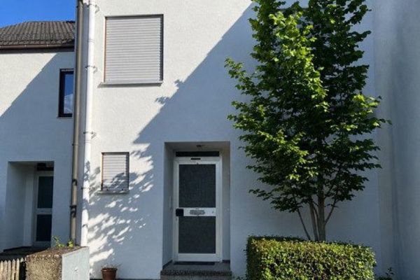 Holzgerlingen: Casa a schiera centrale – ideale per famiglie o coppie